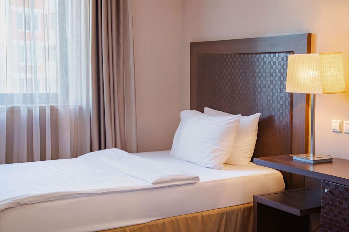 Premium bedding, Select Comfort beds, in-room safe, desk