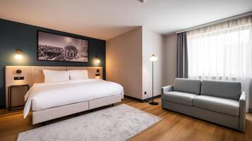 Premium Room | Premium bedding, Select Comfort beds, in-room safe, desk