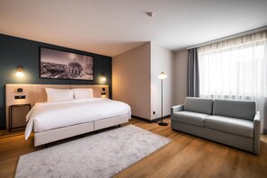 尊榮客房 | 高級寢具、Select Comfort 床墊、客房內保險箱、書桌