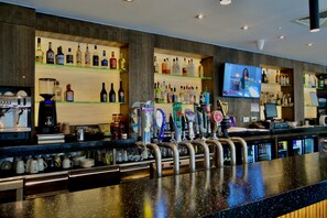 Breakfast, lunch and dinner served  - Glashaus Hotel (Dublin)