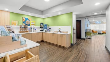 Café da manhã continental grátis todos os dias