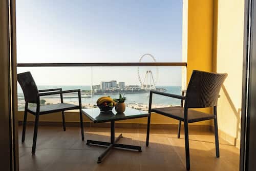 Zimmer, 1 King-Bett, Balkon (Sea Front View)