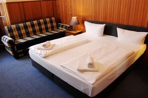 Tremannsrom – comfort | Strykejern/-brett, wi-fi (inkludert) og rullestolvennlig