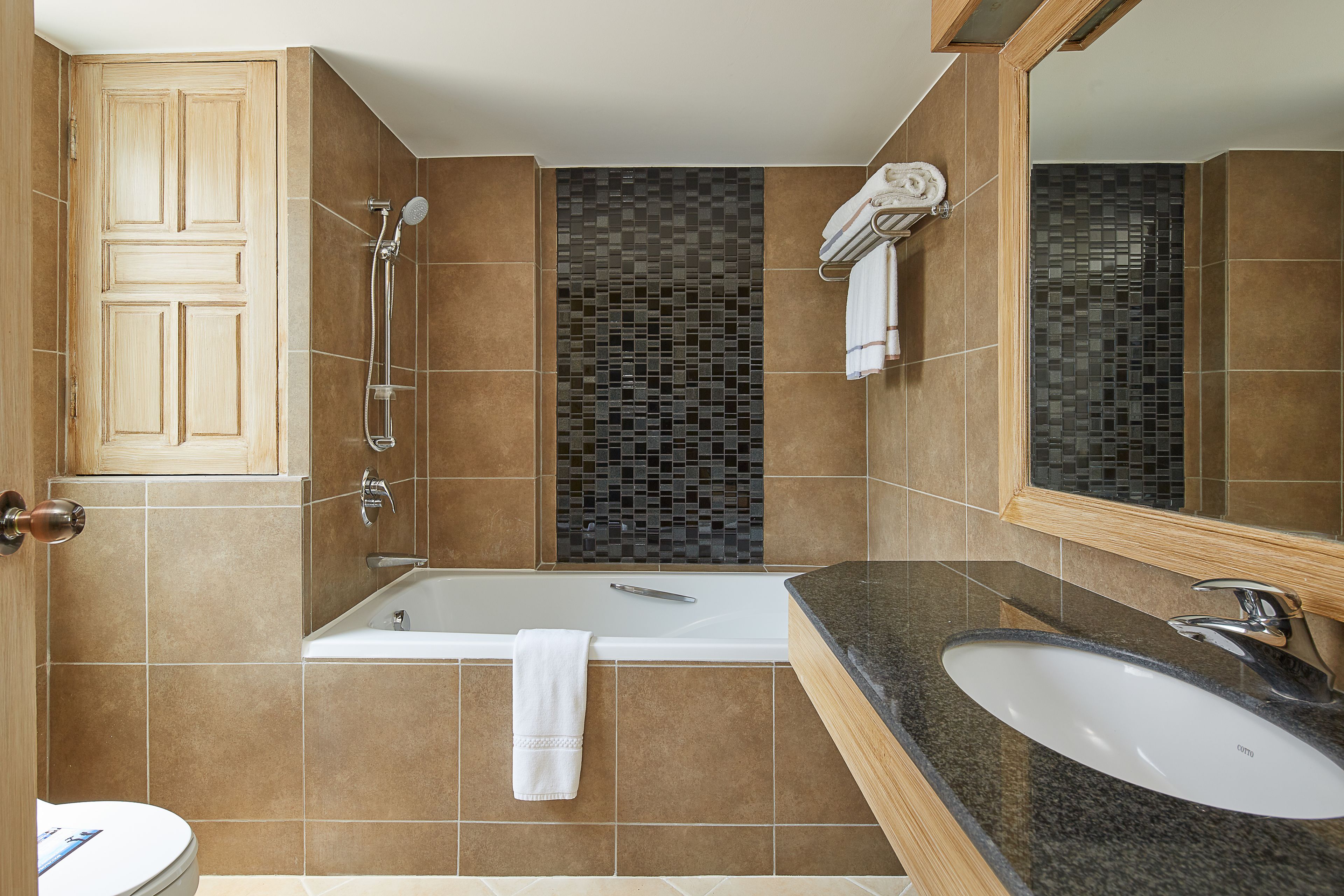 Foto - Nora LakeView