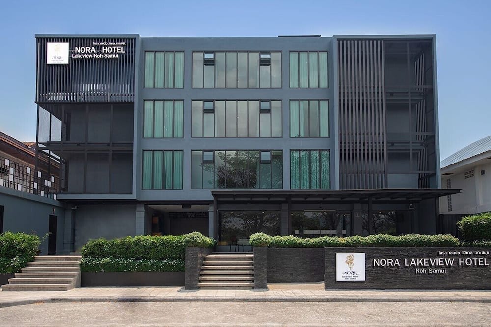Nora Lakeview Hotel