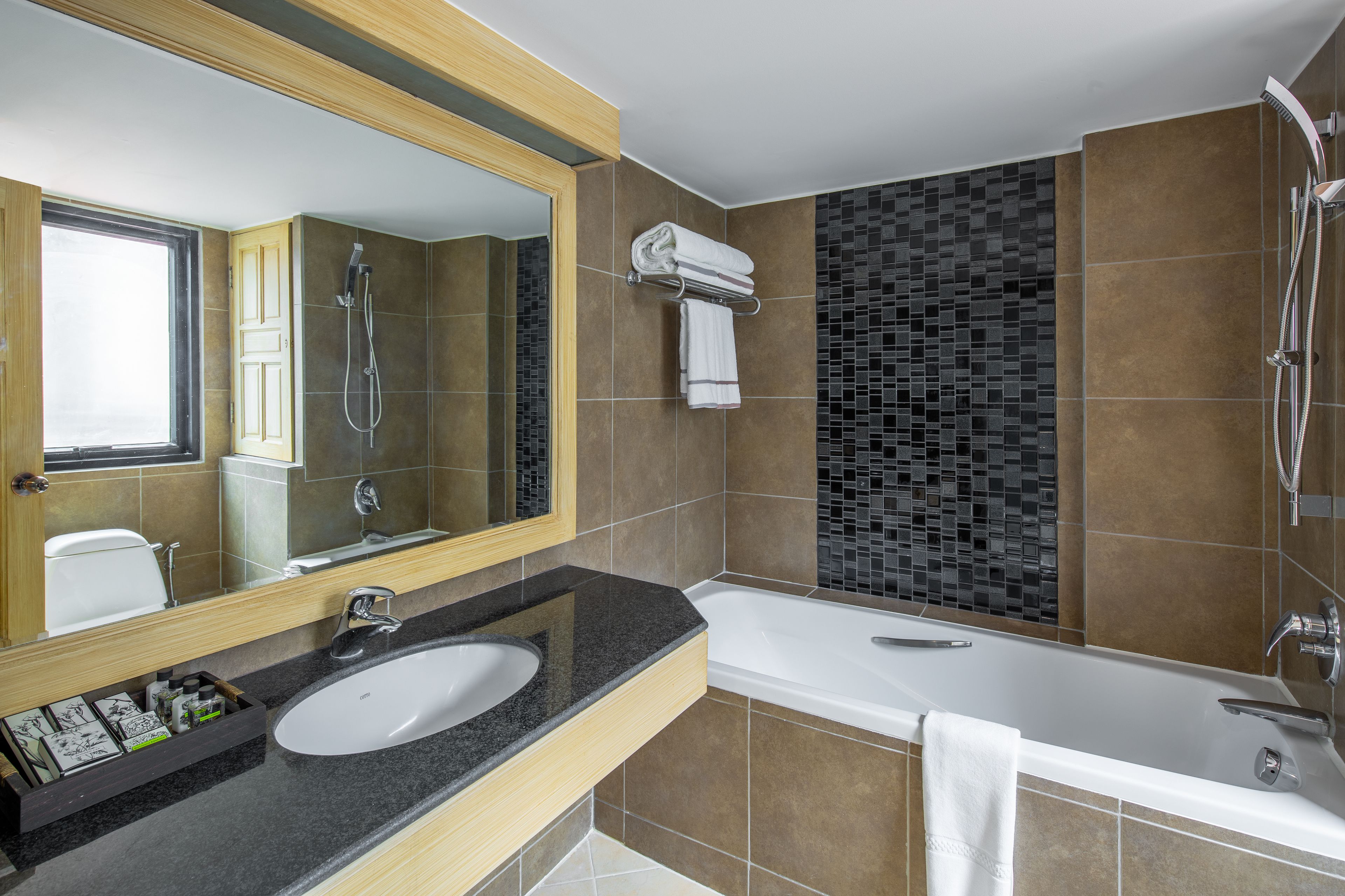 Foto - Nora LakeView