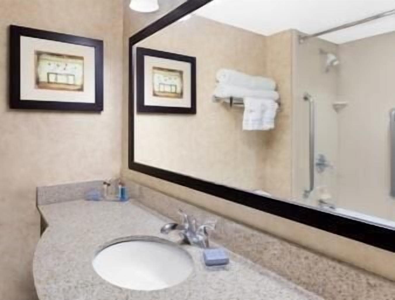 premium bedding, in-room safe, desk, soundproofing