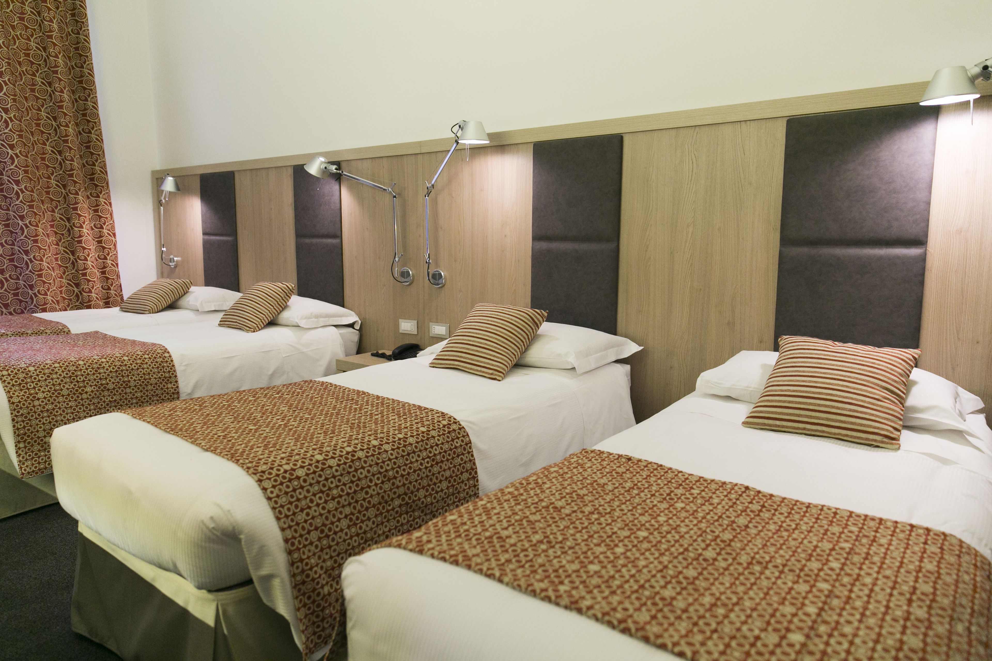 quadruple room | hypo-allergenic bedding, in-room safe, desk, free wifi