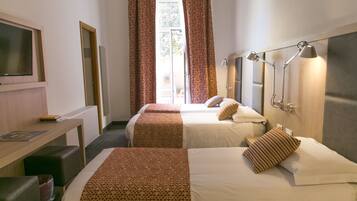 Chambre Quadruple | 1 chambre, literie hypoallergénique, coffres-forts dans les chambres