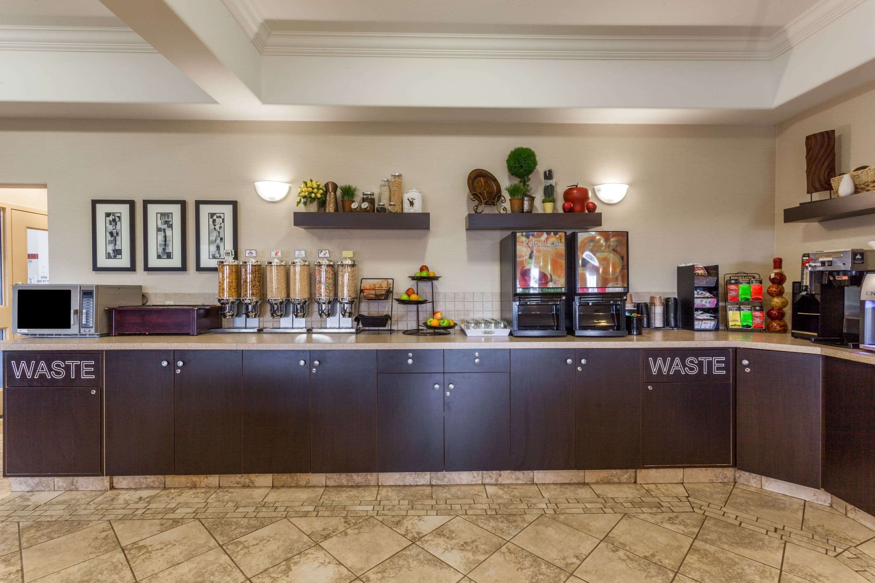 free continental breakfast