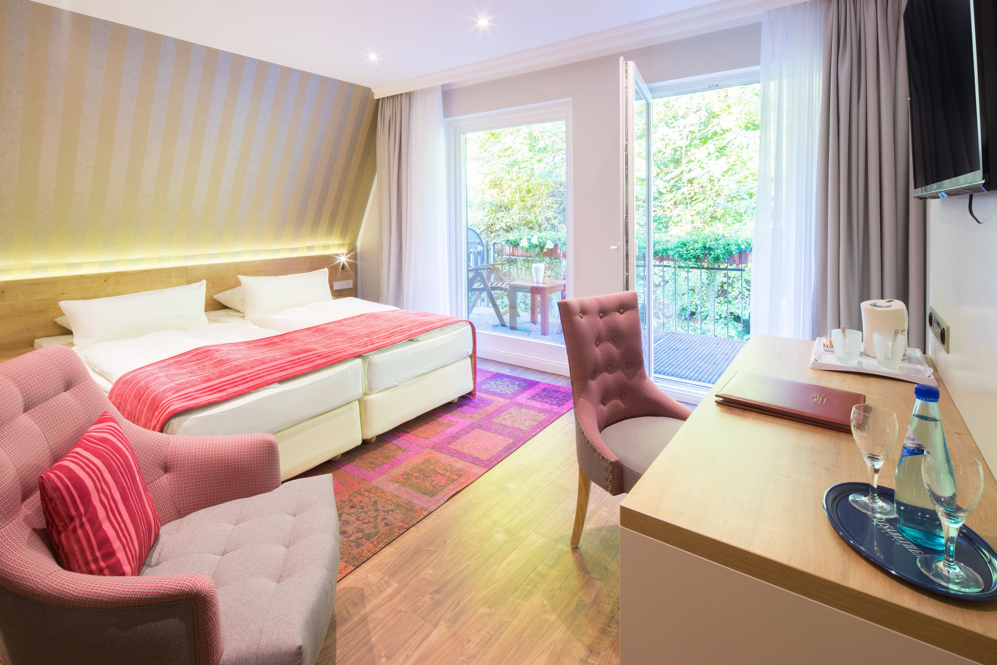 低過敏寢具、迷你吧  、客房內保險箱、獨特裝潢