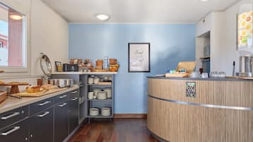 Daily buffet breakfast (EUR 14 per person)