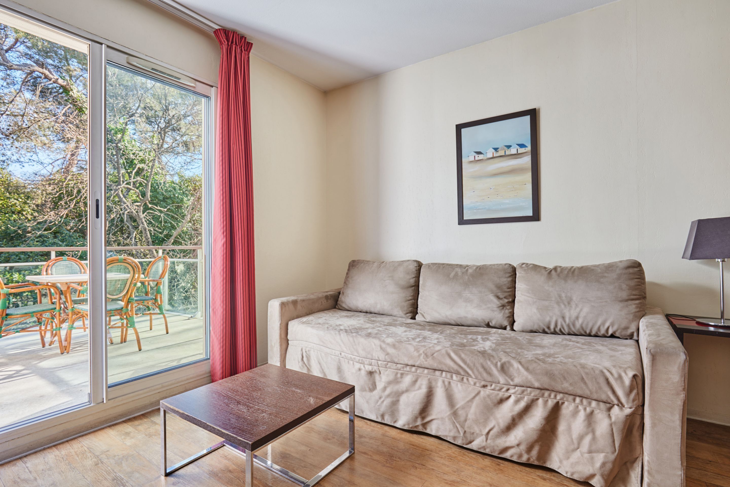 Superior Apartment, 1 Bedroom, Balcony (4 People) | Desk, soundproofing, iron/ironing board, free cribs/infant beds