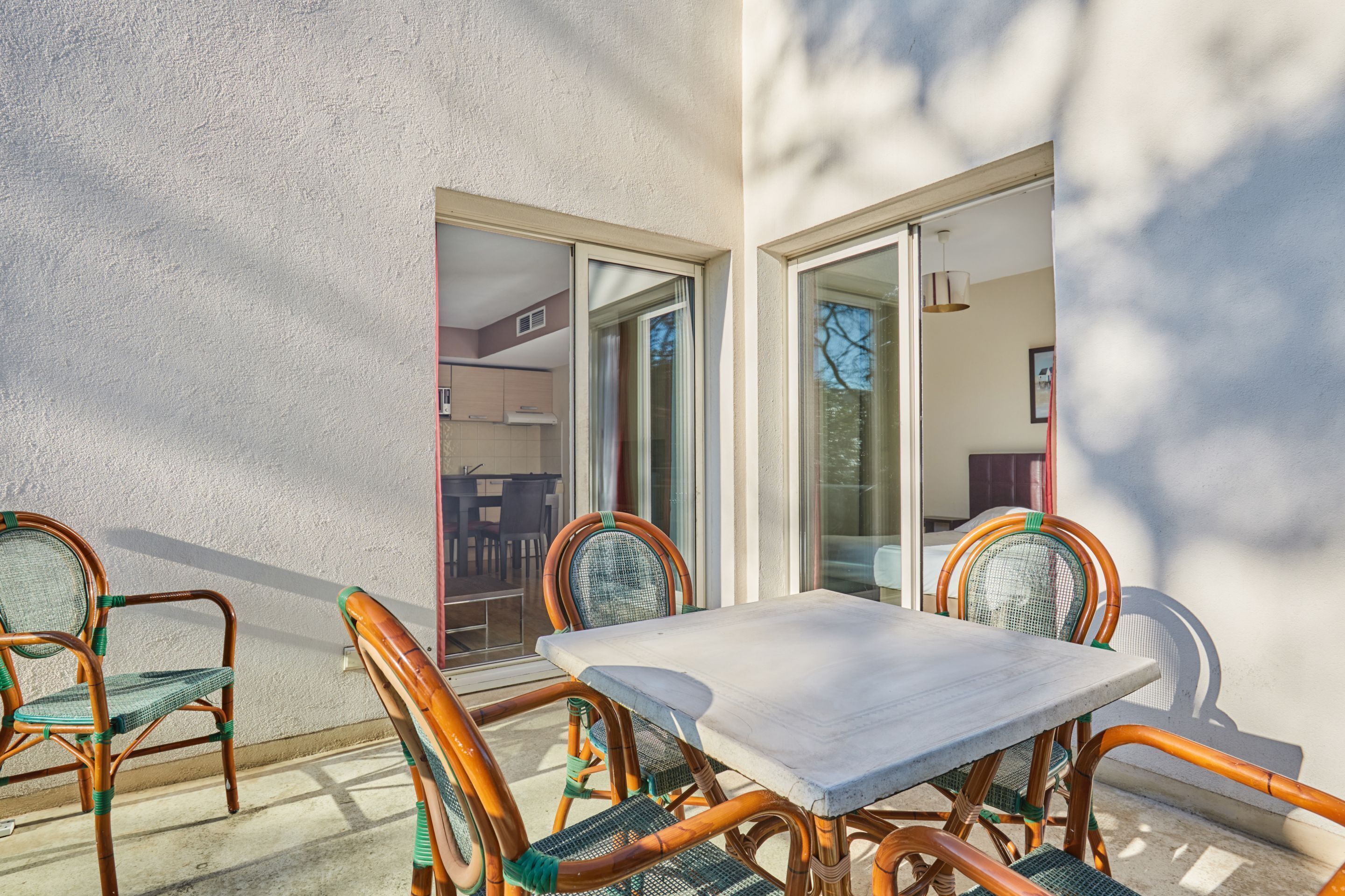 Superior Apartment, 1 Bedroom, Balcony (4 People) | Desk, soundproofing, iron/ironing board, free cribs/infant beds