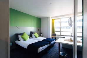 書桌、隔音、搖籃/嬰兒床、折疊床/加床