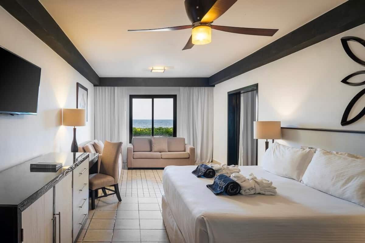 Ropa de cama de alta calidad y artículos del minibar gratis