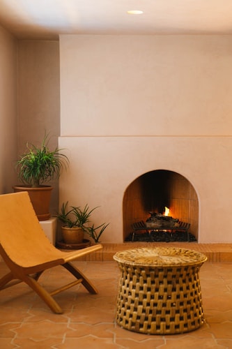 Hummingbird Inn of Ojai