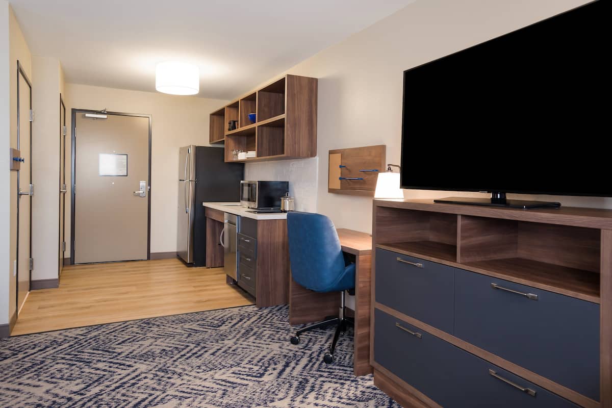 studio suite, 2 double beds, accessible (mobility tub) | 1 bedroom, desk, laptop workspace, iron/ironing board