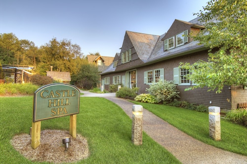 Pointe at Castle Hill Resort