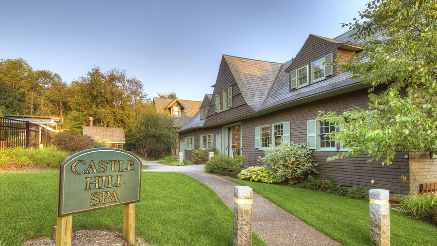 Pointe at Castle Hill Resort