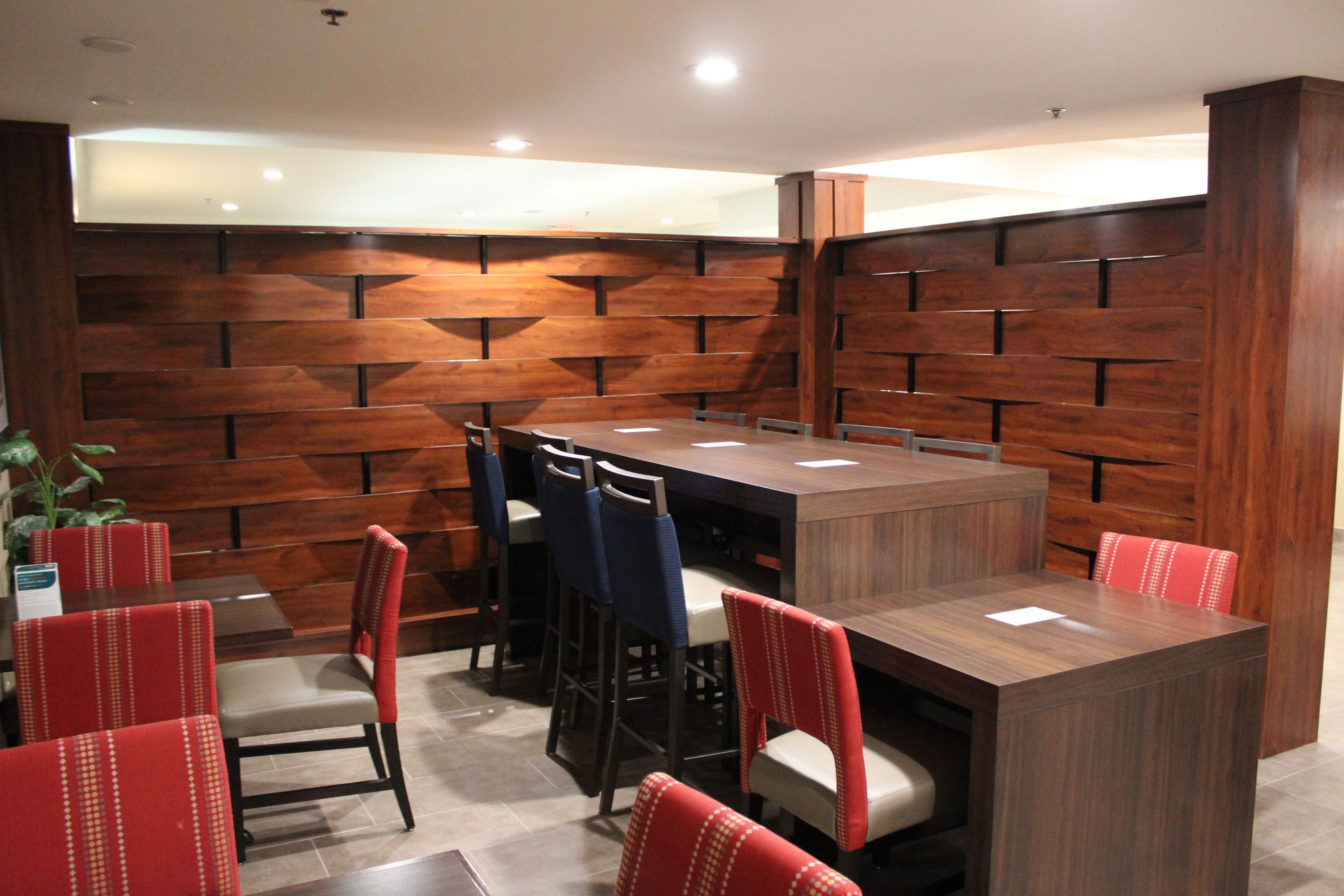 free buffet breakfast