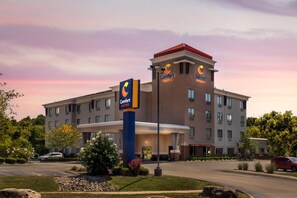 Exterior - Comfort Suites Elizabethtown (Elizabethtown)