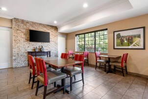 Free buffet breakfast