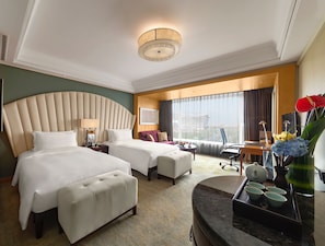 2 Double Premium | 1 bedroom, hypo-allergenic bedding, down comforters, minibar