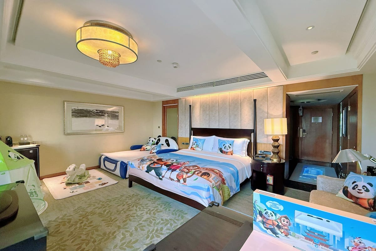 1 habitación, ropa de cama hipoalergénica, cubrecamas y minibar