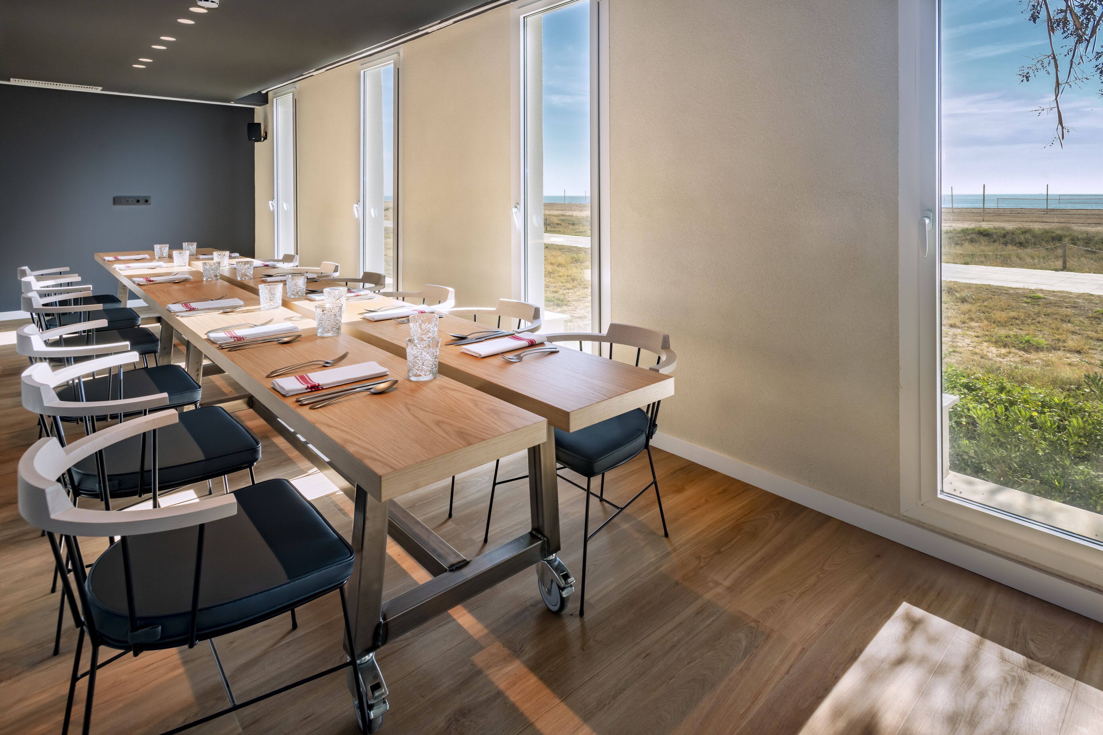 breakfast served, mediterranean cuisine, sea views