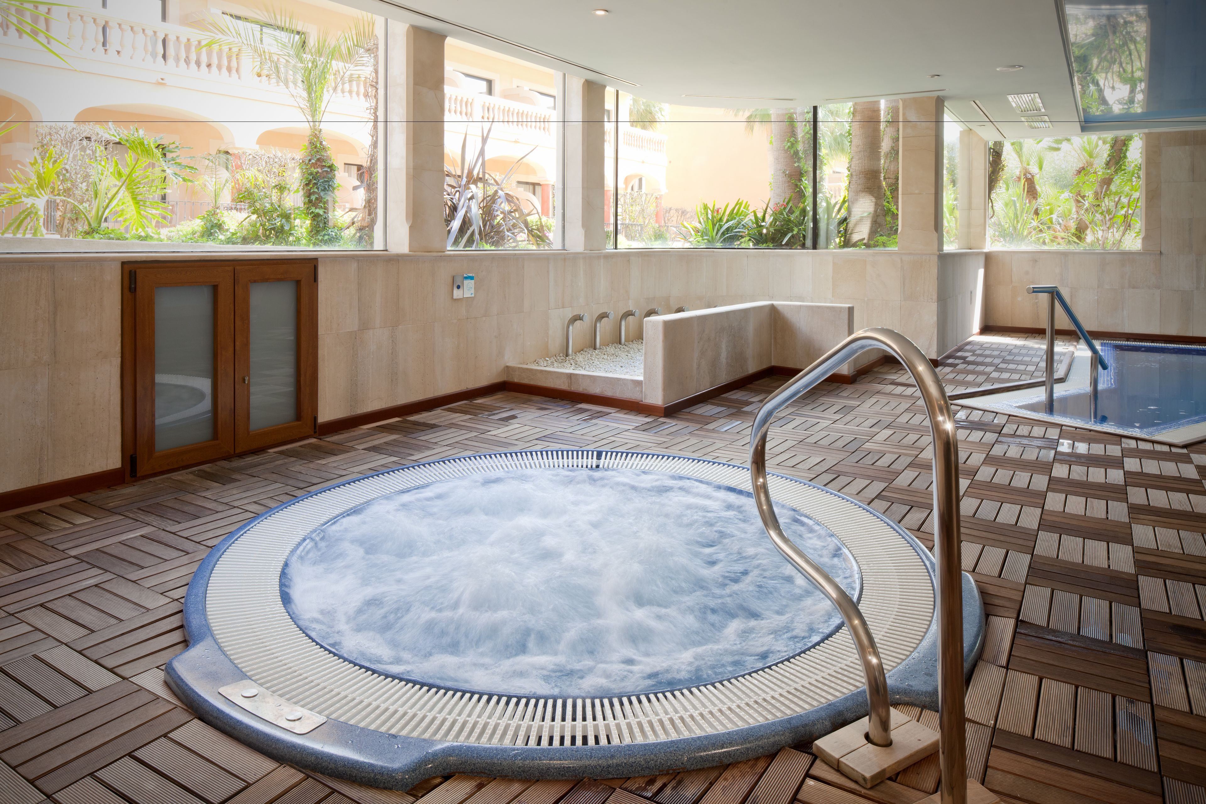 indoor spa tub
