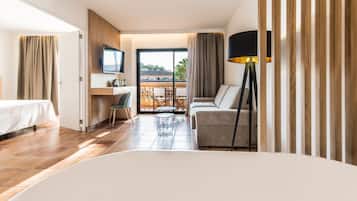 Deluxe Suite, Balcony (Spa access) | Living room | 21-inch LED TV with satellite channels, TV