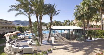 Mon Port Hotel & Spa