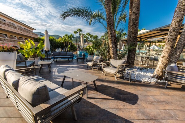 Terrace/patio - Mon Port Hotel & Spa (Andraitx)