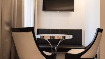 Premium bedding, minibar, in-room safe, desk