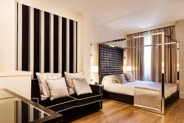 Premium bedding, minibar, in-room safe, desk