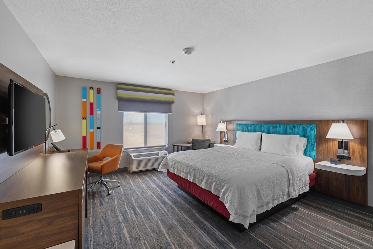 Pillowtop beds, blackout drapes, iron/ironing board