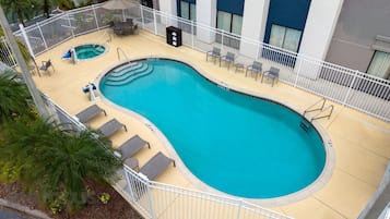 Piscina externa