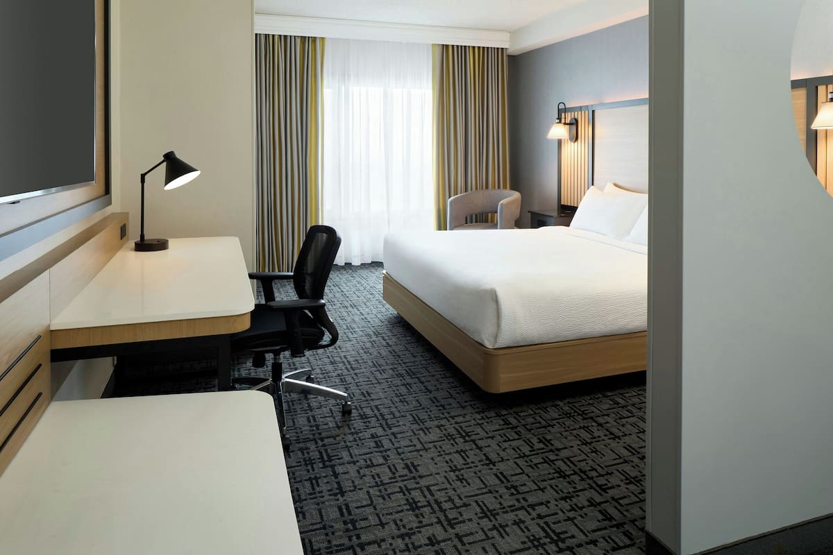 studio, 1 king bed with sofa bed, non smoking | premium bedding, in-room safe, desk, laptop workspace