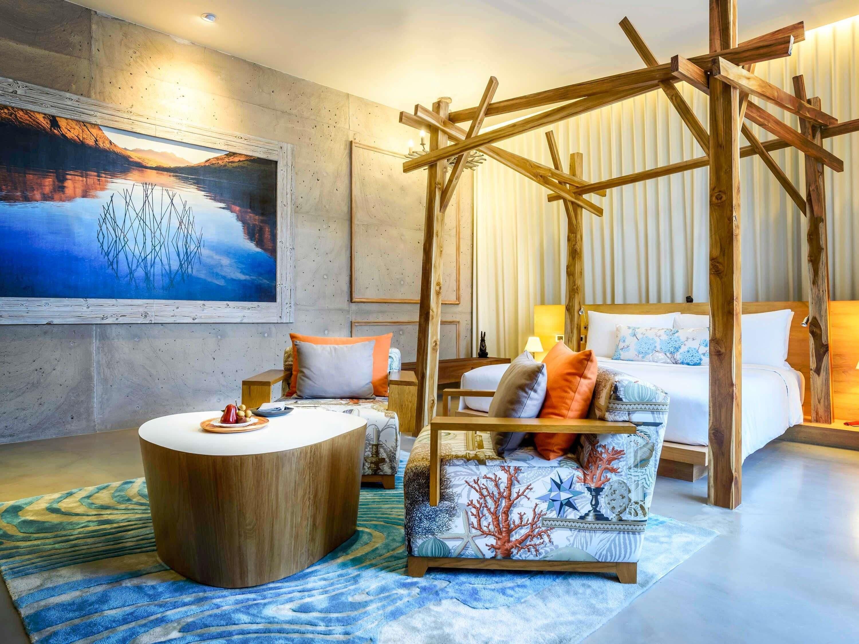 Ropa de cama de alta calidad y artículos del minibar gratis 