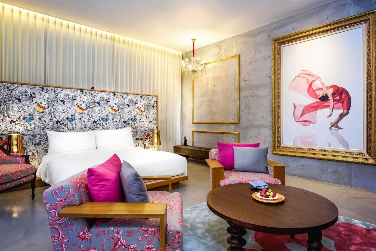 Literie de qualité supérieure, mini-bar avec articles gratuits