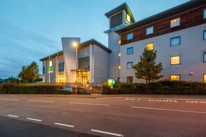 Exterior - Holiday Inn Express Walsall M6J10 by IHG (Walsall)