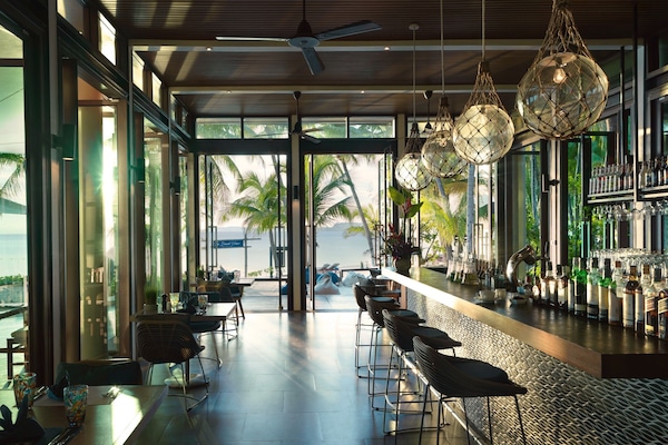 Beach bar