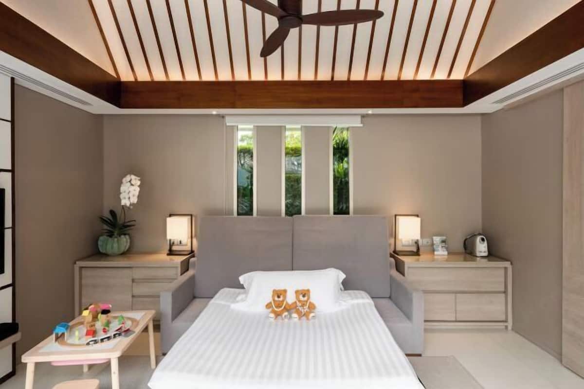 Ropa de cama de alta calidad y minibar