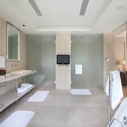 1 bedroom, premium bedding, down duvets, minibar