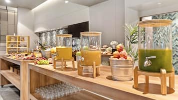 Daily buffet breakfast (MXN 430 per person)