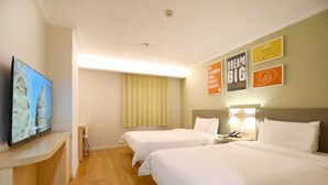 Minibar i caixa forta a l'habitació 