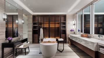 Chairman Suite,Executive Lounge Access | Bathroom | Separate tub and shower, rainfall showerhead, designer toiletries