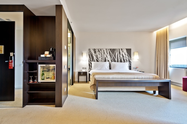 Ropa de cama hipoalergénica y minibar
