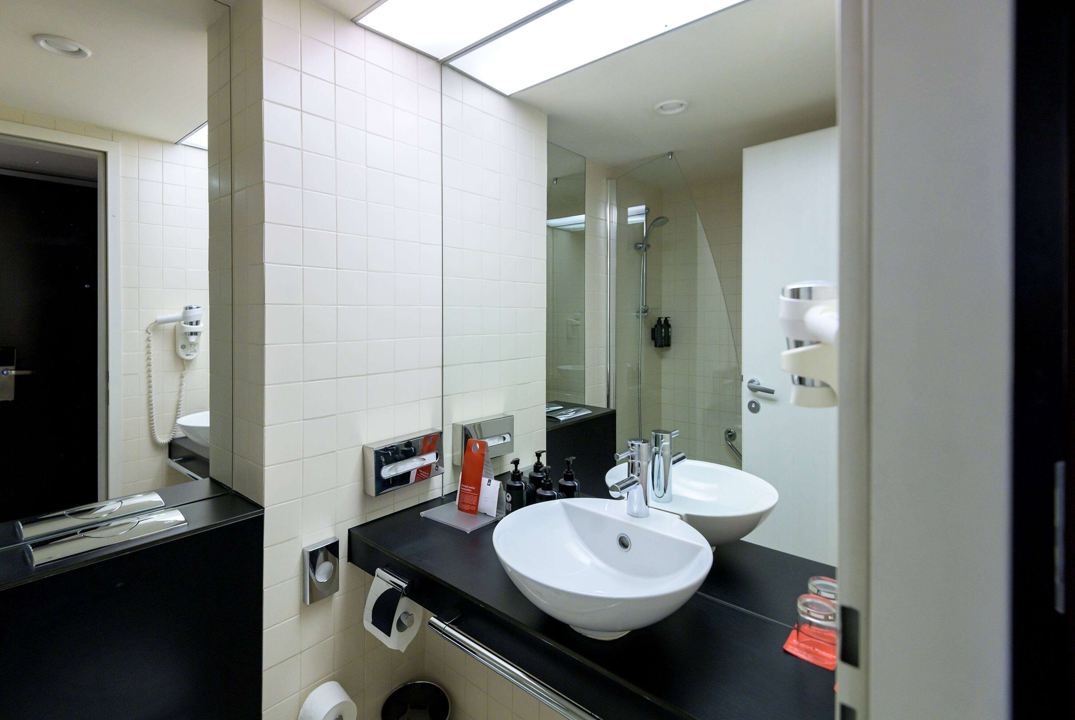 Photo - Ramada Plaza by Wyndham Bucharest Convention Center